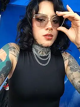 taaylor33 online show from July 1, 5:12 pm
