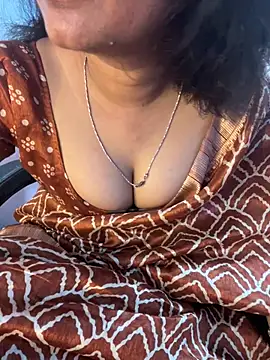APKI WIFE  online show from August 1, 4:25 am