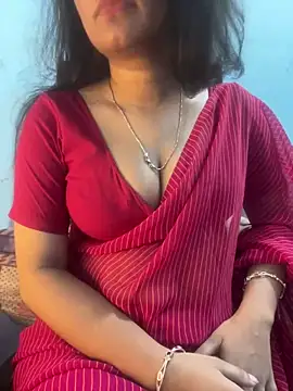 APKI WIFE  online show from June 17, 6:59 am