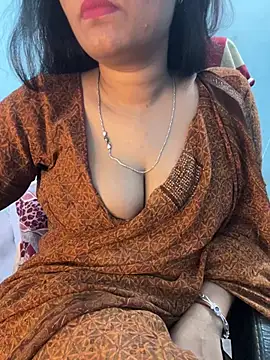 APKI WIFE  online show from July 1, 4:45 am