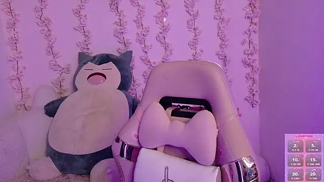 Haelycute online show from March 29, 5:17 am