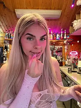 delicioussdixie online show from March 13, 12:45 am