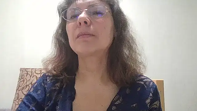 HollyJewel online show from March 26, 5:04 pm