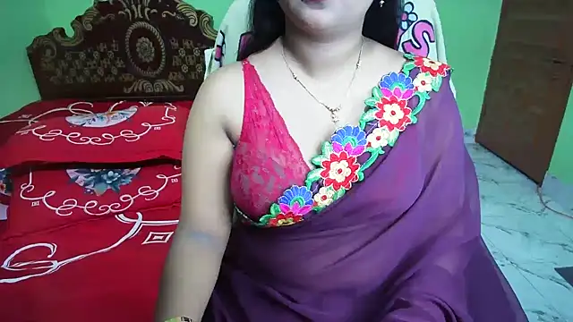 BengaliQueenStar online show from May 18, 4:13 pm