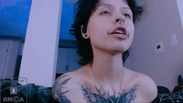 NaughtyLittleFox online show from July 28, 1:36 am