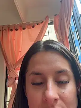 Alice milf  online show from April 24, 4:54 pm