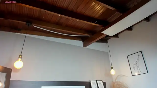 SaraaJhonsonn online show from March 23, 2:45 pm