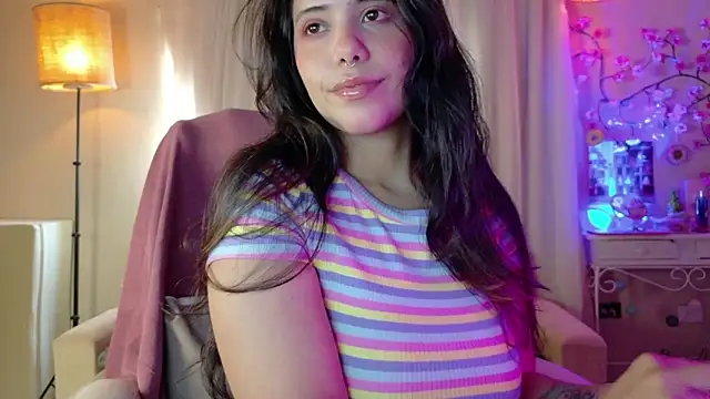AllisonCatUwU online show from June 11, 4:04 pm