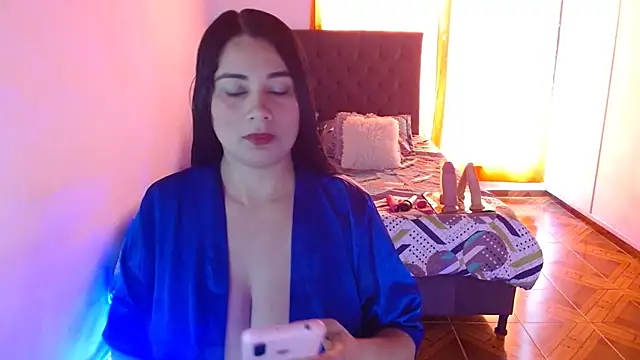 Kerly Lopez online show from July 28, 9:14 pm
