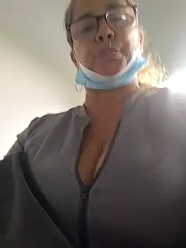 natally ross21 online show from May 31, 6:53 pm