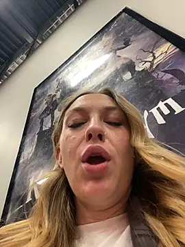 Sweet   Emily online show from January 19, 1:29 pm