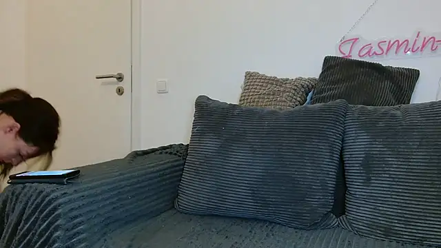 Jasmin-White online show from April 22, 12:40 am