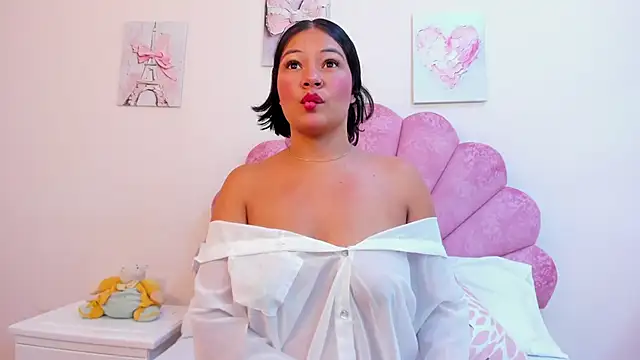 MilaaAdams online show from June 4, 3:16 pm