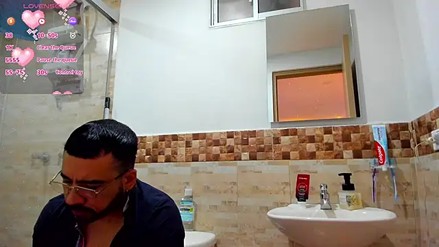 petterwilly1 online show from March 26, 3:36 pm