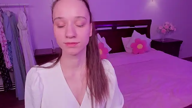 StaceySunny online show from January 31, 7:45 pm