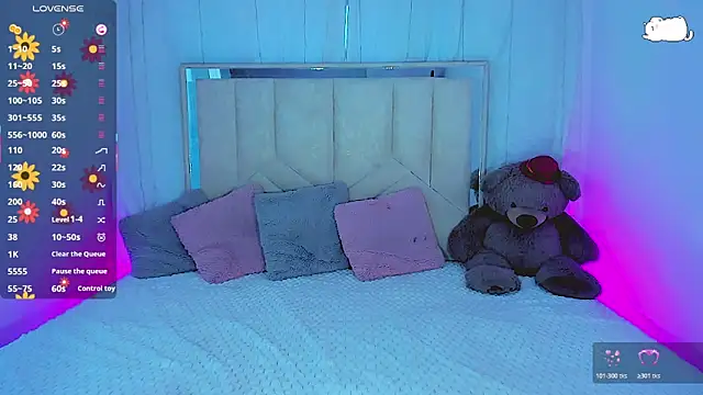 Amatistablue online show from April 11, 8:23 pm