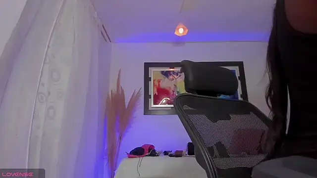 Scarlett 811 online show from April 21, 8:27 pm