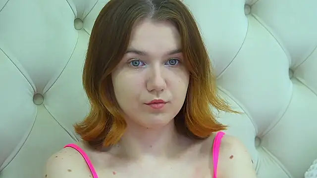 LessySmith online show from March 29, 4:28 pm