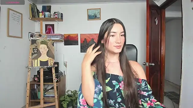 Amelie  88 online show from December 13, 9:10 pm