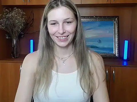 StrangerGi online show from July 15, 10:31 am