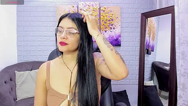 StefyGil  online show from March 8, 12:20 pm