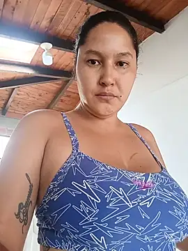 SamaraJay1 online show from May 29, 2:37 pm