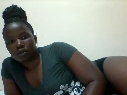 sweetangel41 online show from April 15, 1:00 pm