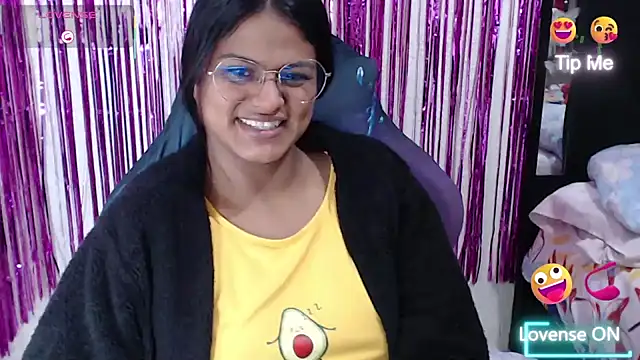 SweetAlmaa online show from March 9, 11:24 am