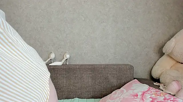 angelica marquise online show from April 14, 6:30 pm