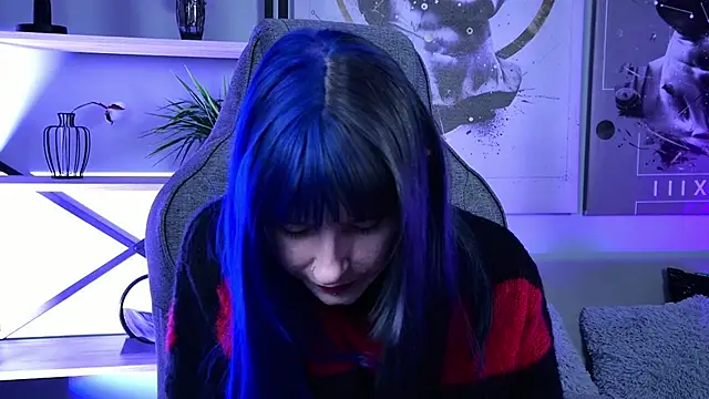 LexiWenford online show from April 9, 6:16 am