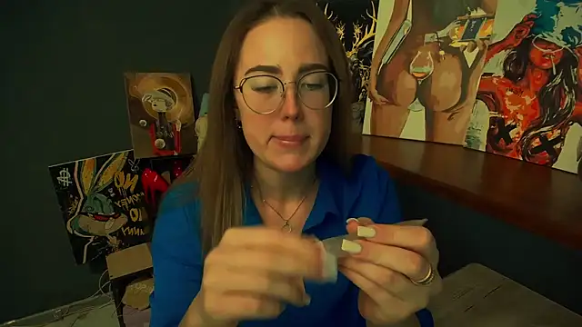 luxie milady online show from March 28, 1:43 pm