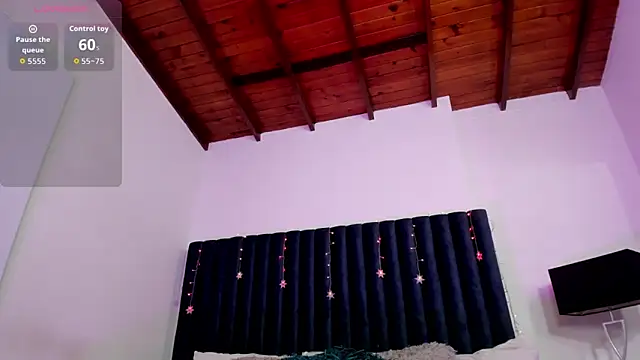 sophiieTaylor1 online show from March 30, 4:45 am