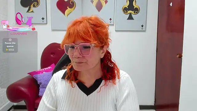 Salomeediaz  online show from March 14, 9:38 pm