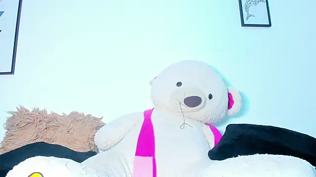 Briyit Doll online show from October 13, 7:05 pm