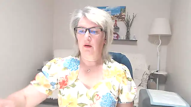 FleurMays online show from July 3, 4:51 am