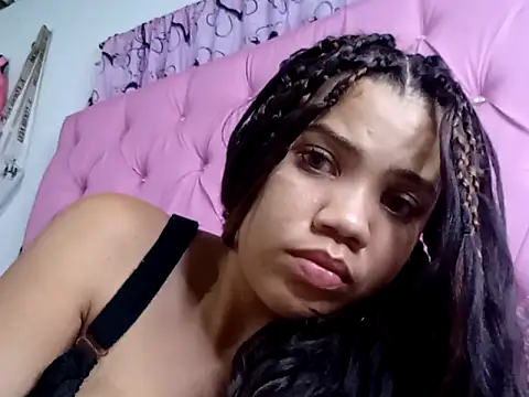 1CANDYLOVE online show from November 12, 4:21 am