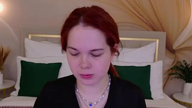 DeniseReese online show from April 4, 2:43 am