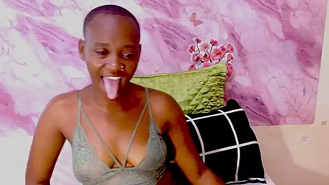 EbonyOlive69 online show from February 12, 5:25 pm