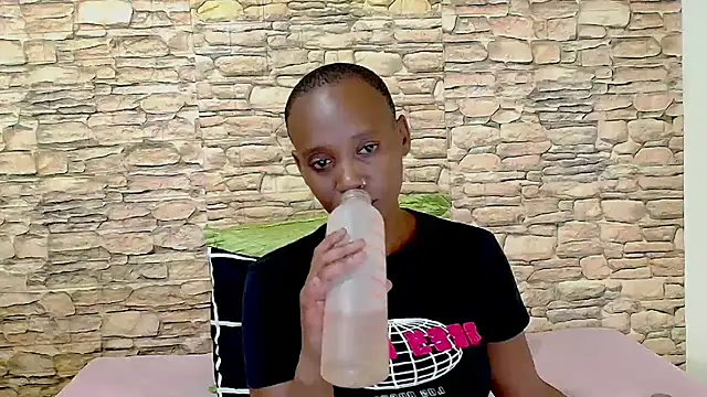 EbonyOlive69 online show from April 26, 5:54 pm