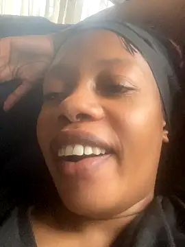 NAUGHTYSHALOTXX online show from October 14, 9:56 am