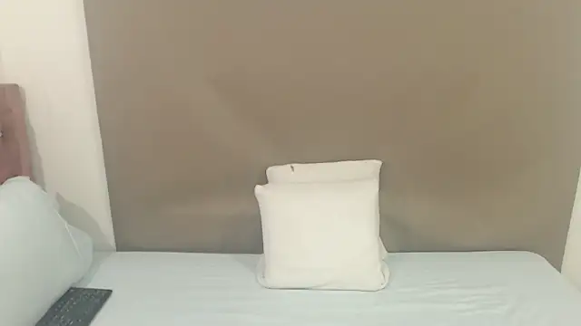 kimberlyjamexxx online show from March 31, 4:34 am