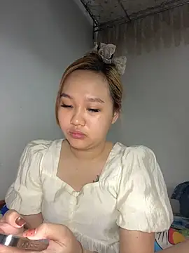 Odette68 online show from June 1, 5:42 am