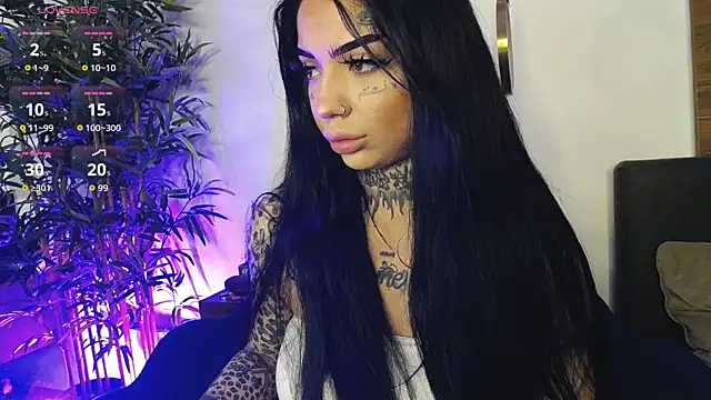 CreamyInkky  online show from April 18, 7:22 am