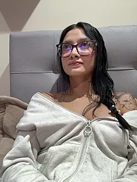 mariiana-diaz online show from March 23, 3:01 am