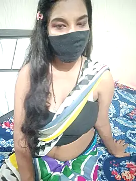 hottiess69 online show from March 26, 3:36 pm