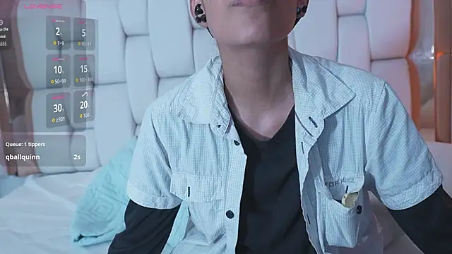 yourcuteneighbourr online show from April 17, 3:08 am