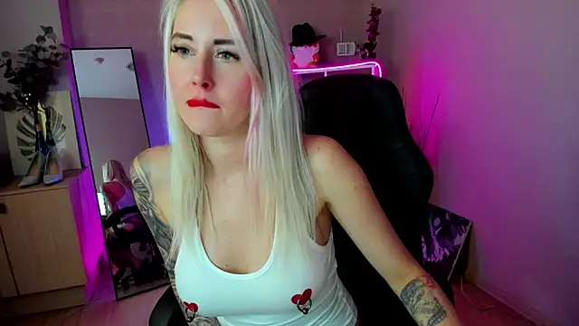 Mermaid N online show from May 16, 1:52 am