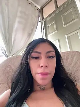 Effy Bonny online show from January 9, 6:45 pm