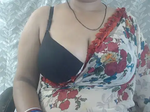 cute-priy online show from July 2, 4:29 am