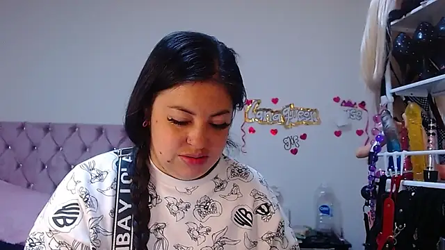 lanaqueen699 online show from April 13, 12:17 pm